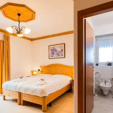 Hotel Dolomiti Di De Martin D Oscar 3*