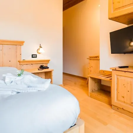 Dolomiti Di De Martin D Oscar Hotel 3*