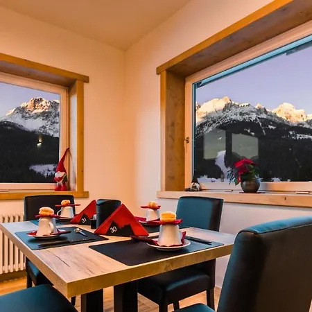 Dolomiti Di De Martin D Oscar Hotel